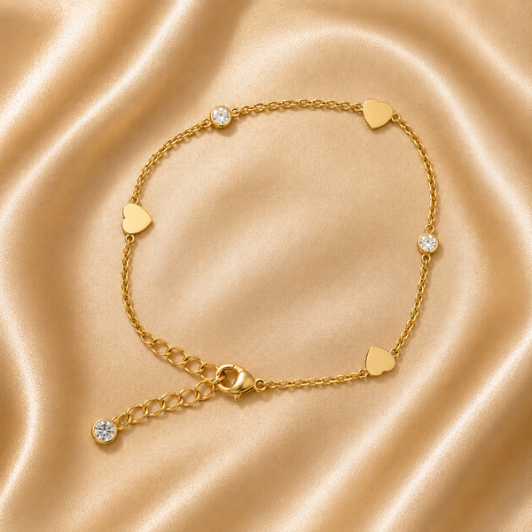 BANZARA Crystal Heart Glow Bracelet – Adjustable Minimal Charm Bracelet