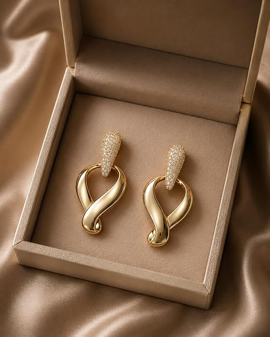 Twisted Knot Design Drop Earring