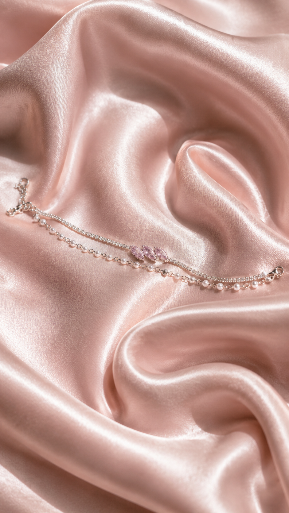 Roselle Pearl Bracelet