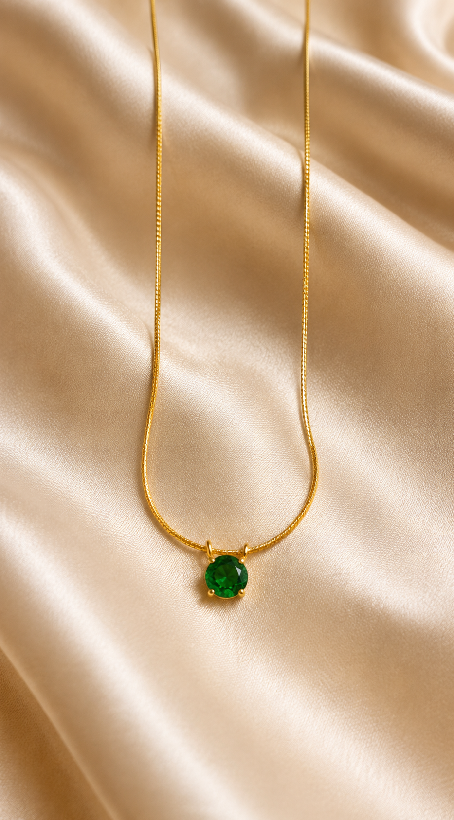 BANZARA Jewellery Emerald Solitaire Grace Necklace